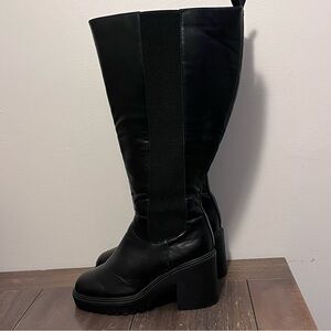 Torrid Black Platform Boots Womens size 8 WW